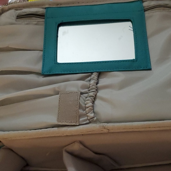 Go go bag in teal! See how many ways you can 1 arrange personally for you - Picture 6 of 10